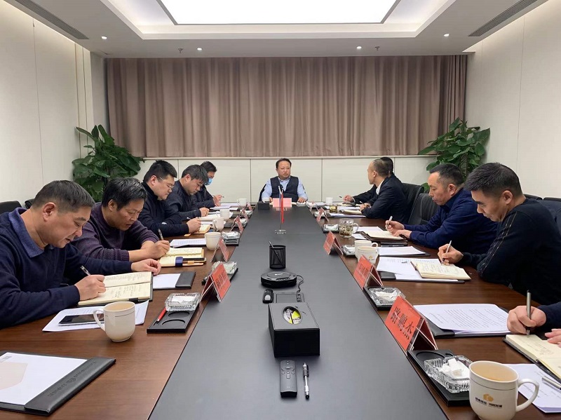 集团公司监事会主席、纪委书记王璞一行出席发展公司、建筑工程公司、交通工程公司党员领导干部民主生活会2021.12.23.jpg