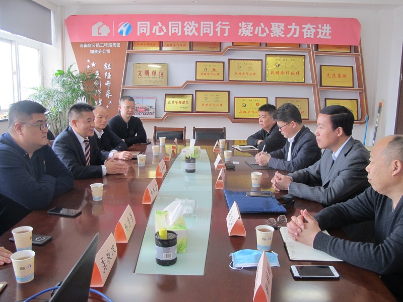 柳州欧维姆机械股份有限公司副总经理陈昱鹏到访物资公司.jpg